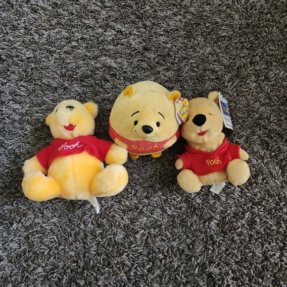 Disney Other - Winnie the Pooh Plushies Bundle